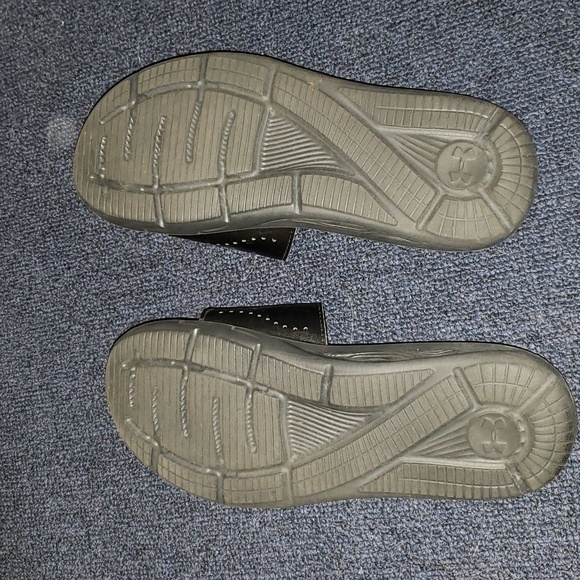 Brand New Witout Tags Under Armour Slides - Picture 2 of 3